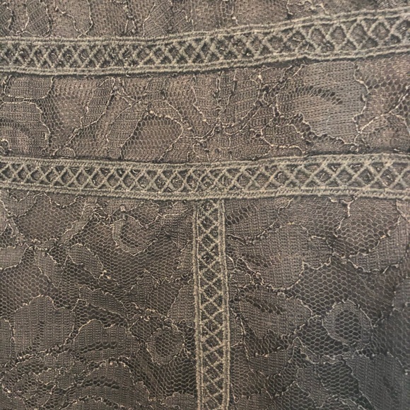 Boutique black lace fitted dress size M - Picture 2 of 3